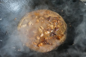 冠軍鹵肉飯制作全過程方法