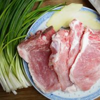 蔥油大排面制作全過程方法