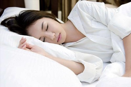 夜深難眠 是誰扼殺了你的睡眠 夜深難眠 是誰扼殺了你的睡眠
