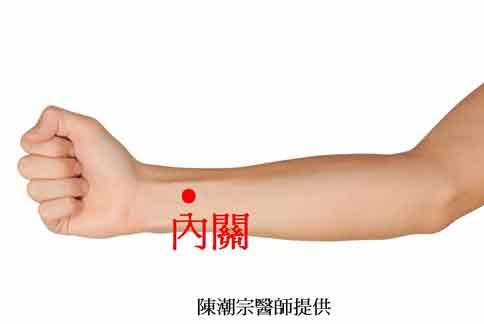 男性更年期吃喝什么好 按摩調理更有效
