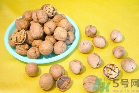 吃核桃對人體有哪些好處?核桃的營養價值
