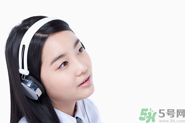 減肥掉頭發怎么辦 減肥掉頭發吃什么