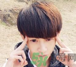 我13歲有點色怎么辦？我13歲有點色正不正常？