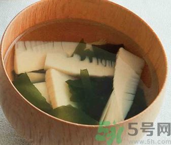 春天吃什么食物排肝毒？排肝毒吃什么最好？