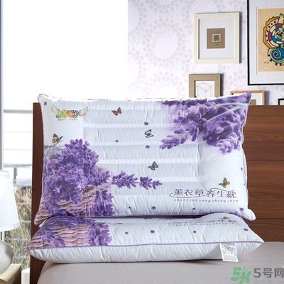 晚上失眠用什么枕頭好？那種枕頭治失眠最好？