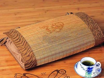 晚上失眠用什么枕頭好？那種枕頭治失眠最好？
