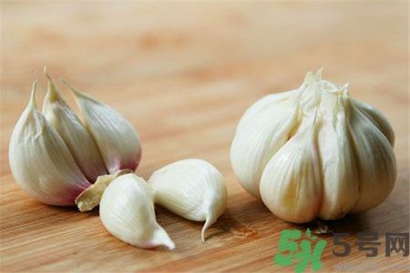 吃大蒜能降血壓嗎？大蒜發芽了還能吃嗎？
