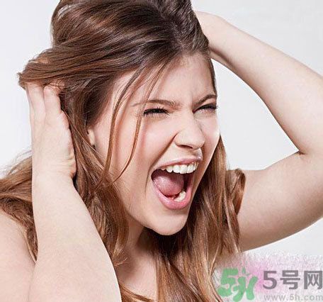 頭發分叉怎么辦?頭發油怎么辦? 頭發分叉怎么辦?頭發油怎么辦?