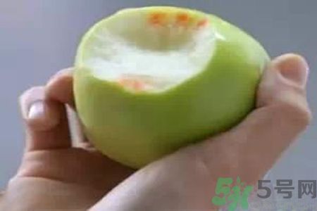 牙齦出血是怎么回事？牙齦出血怎么辦？