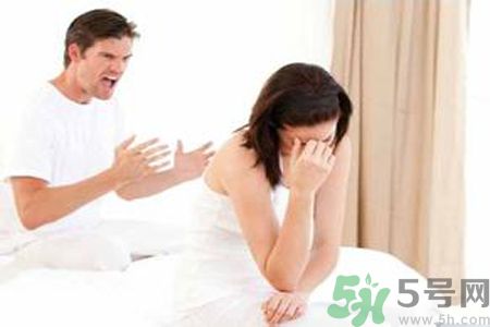 男人劈腿的表現有哪些?怎么判斷一個男人是否劈腿? 男人劈腿的表現有哪些?怎么判斷一個男人是否劈腿?