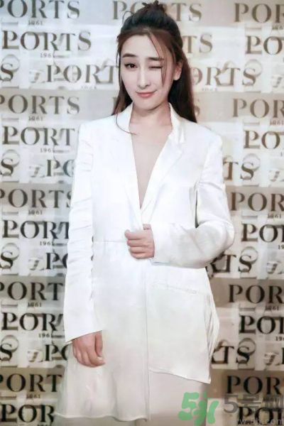 明星花式丸子頭引潮流 波叔這么萌你不愛嗎？