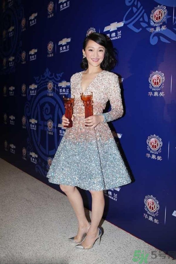 腿不夠長要穿什么？腿不夠長要穿它成就長腿！