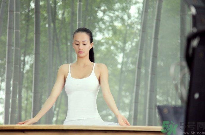 簡單又減肥的瑜伽有哪些？瑜伽可以減肥嗎？
