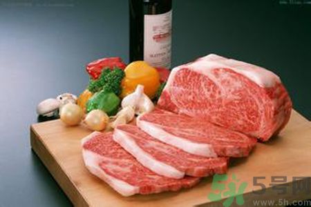 吃什么食物容易得腎結石？腎結石不能吃什么？
