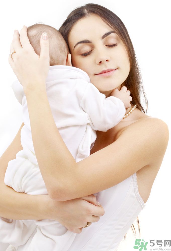 女生手腳冰涼是什么原因？手腳冰涼怎么調(diào)理？