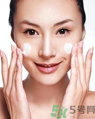 為什么會長痘痘？痘痘有哪幾種類型的？
