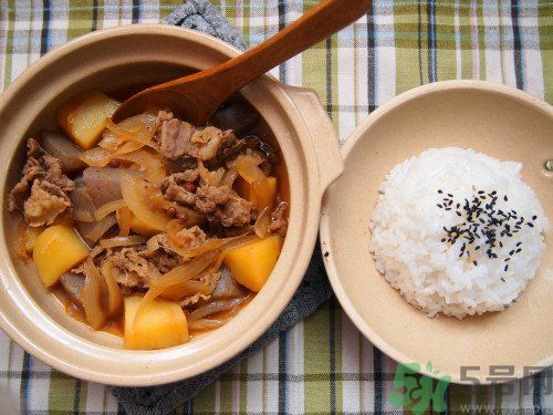 土豆絲和土豆片哪個(gè)更好吃？土豆片可以炒什么？