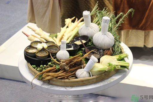胃潰瘍吃什么藥？調理胃潰瘍的藥有哪些？