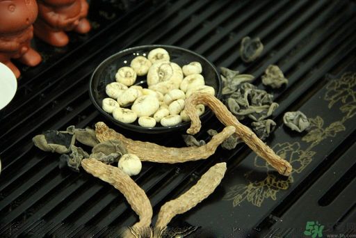 胃潰瘍吃什么藥？調理胃潰瘍的藥有哪些？