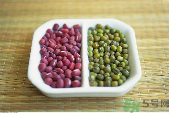 胃潰瘍不能吃什么食物？胃潰瘍不能吃什么？