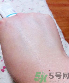 apieu防曬霜怎么樣？apieu防曬霜好用嗎？