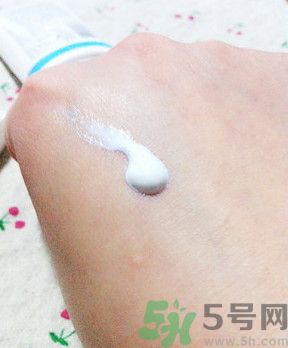 apieu防曬霜怎么樣？apieu防曬霜好用嗎？