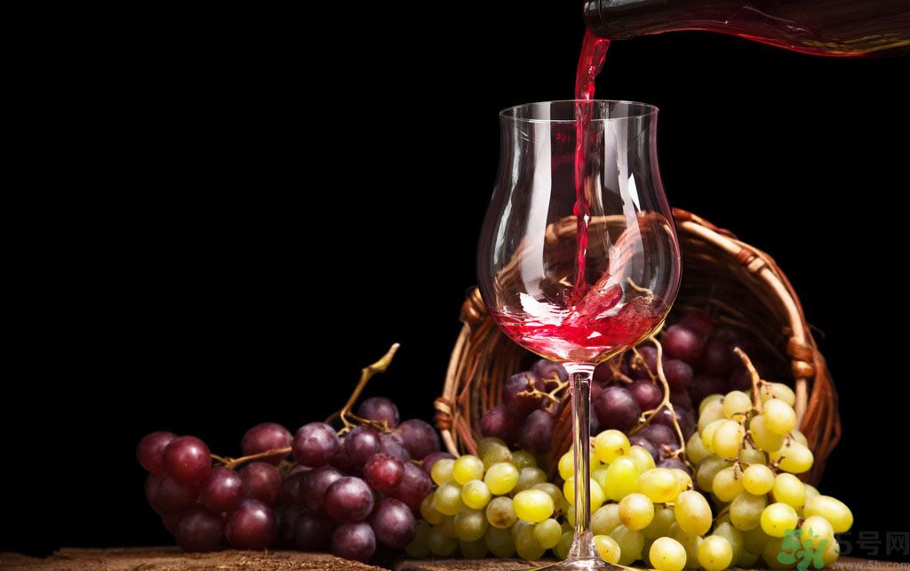 痛風(fēng)可以喝紅酒嗎？痛風(fēng)喝紅酒好嗎？