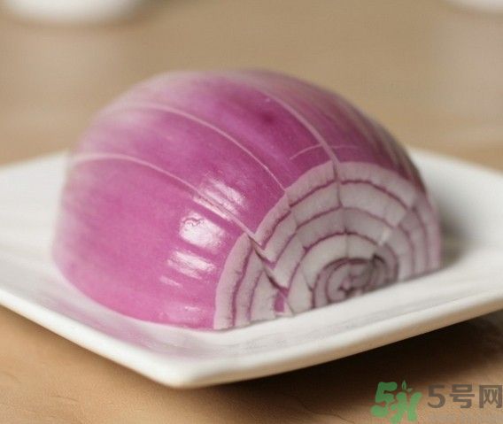 切洋蔥怎么才能流淚？切洋蔥10個(gè)妙招絕對不流淚！
