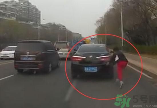 碰瓷影后是怎么回事？遇到碰瓷怎么辦？