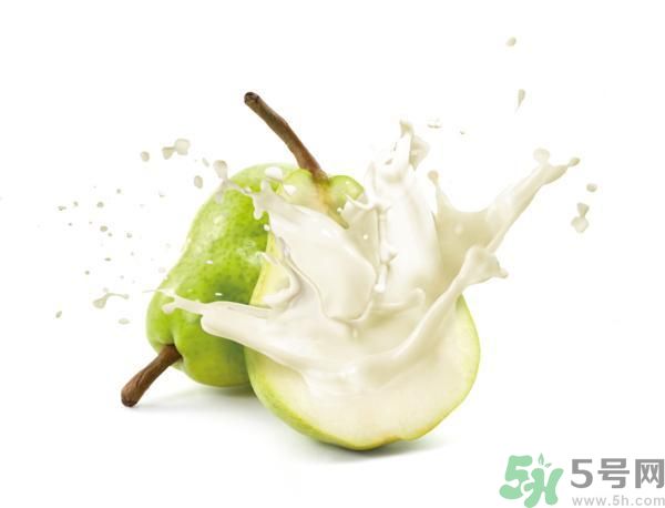 香蕉和牛奶可以一起吃嗎？牛奶可以和什么水果一起吃？