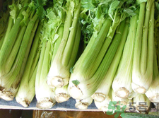 芹菜需要焯水嗎?芹菜需要用熱水燙嗎?