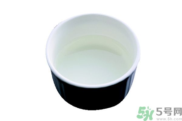 牛奶過期了還能怎么利用？牛奶能去魚腥味嗎？