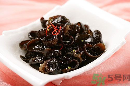 萵筍可以和木耳一起炒嗎？萵筍和木耳一起炒好嗎？
