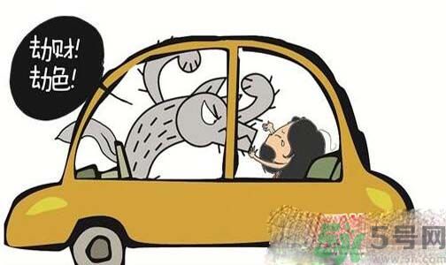 滴滴怎樣回應(yīng)司機(jī)搶劫?gòu)?qiáng)奸乘客？滴滴司機(jī)搶劫?gòu)?qiáng)奸女乘客是怎么回事？