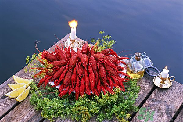 油燜大蝦為什么肉散了？油燜大蝦怎么做肉不散？