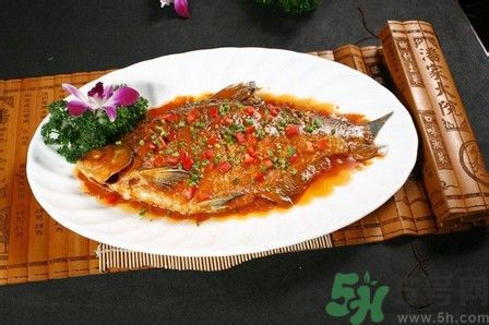 武昌魚是鳊魚嗎？武昌魚和鳊魚區(qū)別哪個好吃？