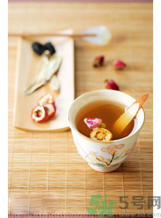春天上火了喝什么茶好？喝什么茶快速消火？