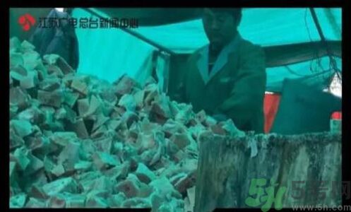 黃燜雞米飯被曝用僵尸肉是怎么回事？什么是僵尸肉？