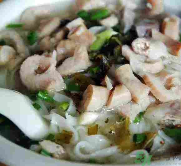 早餐吃面還是包子比較好？早餐吃包子和面健康嗎？