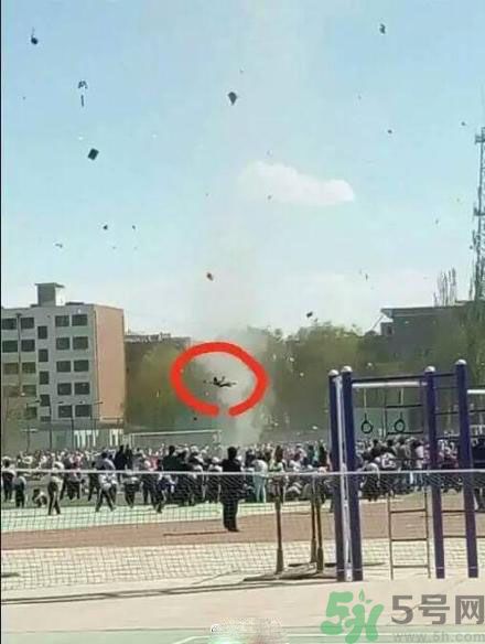 運動會突發龍卷風是怎么回事？遇到龍卷風怎么辦？