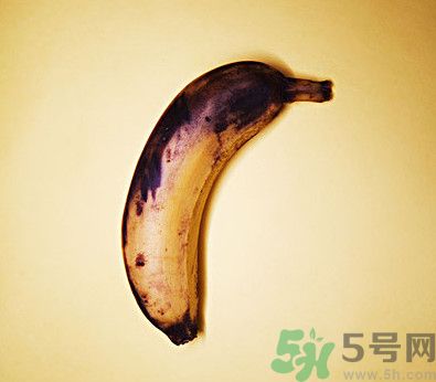 香蕉皮有黑點還能吃嗎？香蕉怎么保存不變黑？