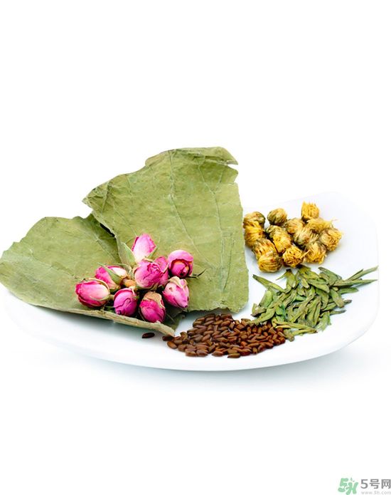 荷葉冬瓜減肥茶的做法是什么?喝荷葉冬瓜減肥茶有什么注意事項? 荷葉冬瓜減肥茶的做法是什么?喝荷葉冬瓜減肥茶有什么注意事項?