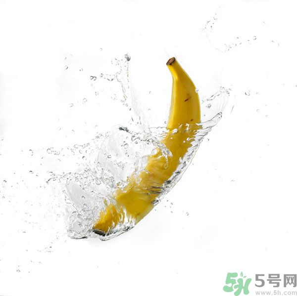 香蕉皮裂開了還能吃嗎？香蕉皮為什么會裂開？