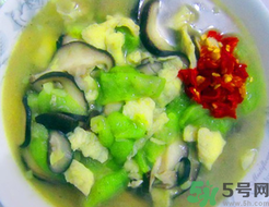 絲瓜可以和香菇一起吃嗎?絲瓜能和香菇同吃嗎?