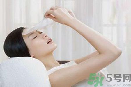 皮膚出油怎么辦？皮膚出油用什么面膜？