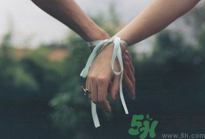 用醋泡手可以護膚嗎？怎么用醋泡手？