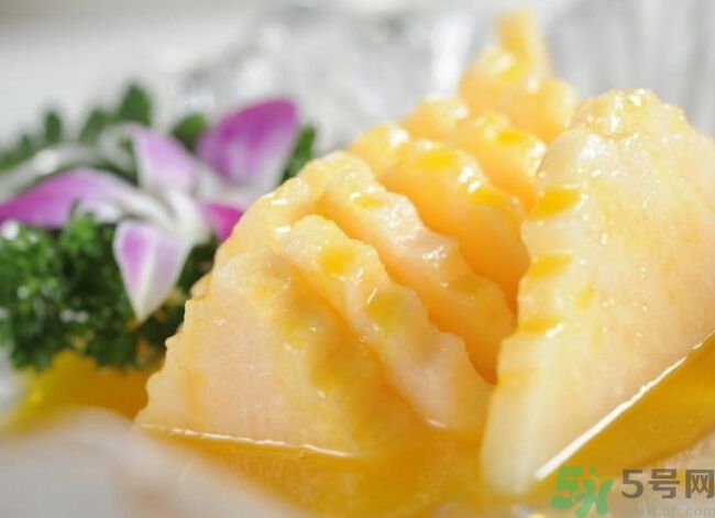 菠蘿里面發黑是為什么？發黑的菠蘿能吃嗎？