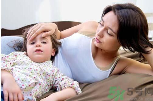 孩子發(fā)燒能吃冰淇淋嗎？感冒發(fā)燒可以吃雪糕嗎？