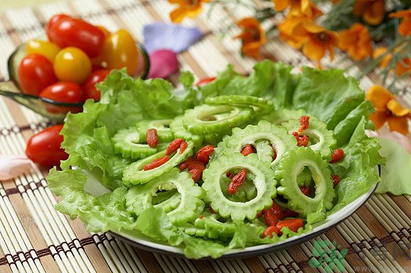 夏天吃苦瓜有什么好處？夏天吃苦瓜好嗎？
