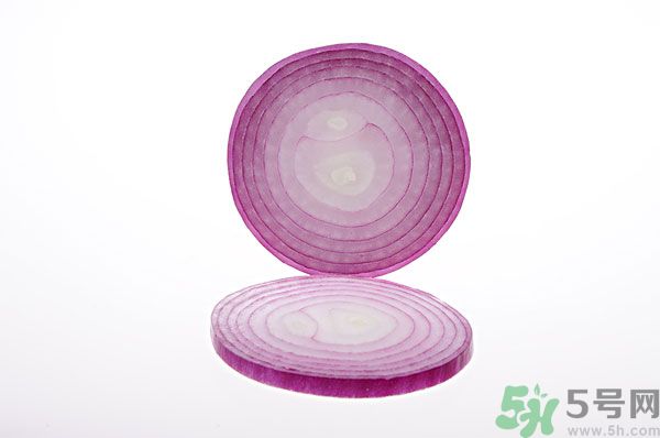吃洋蔥上火嗎？吃洋蔥會上火嗎？